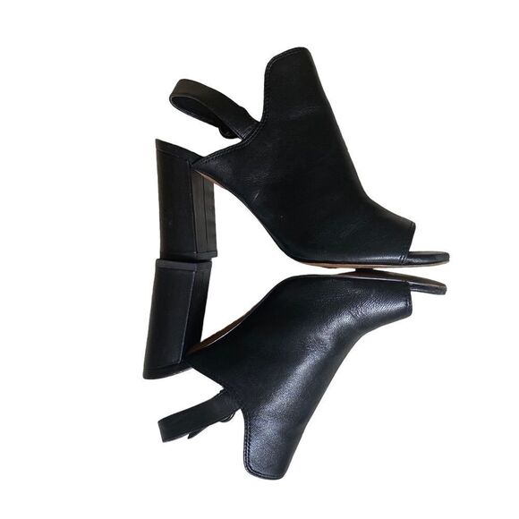 Banana Republic | Open Toe Bootie - Picture 2 of 8